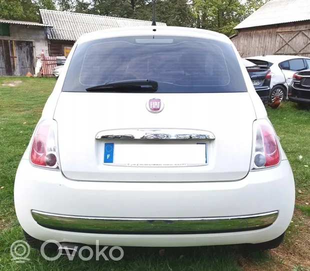 Fiat 500 Lokasuoja 