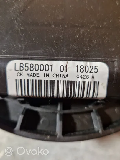 Chrysler Pacifica Lämmittimen puhallin LB580001