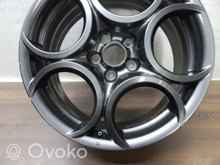 Alfa Romeo Giulietta R18 alloy rim 