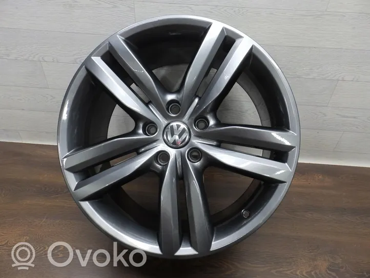 Volkswagen Touareg III R20 alloy rim 