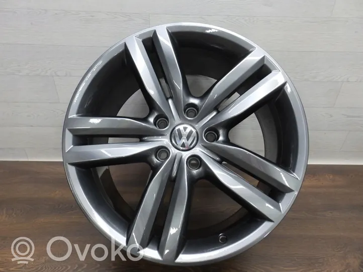 Volkswagen Touareg III R20 alloy rim 