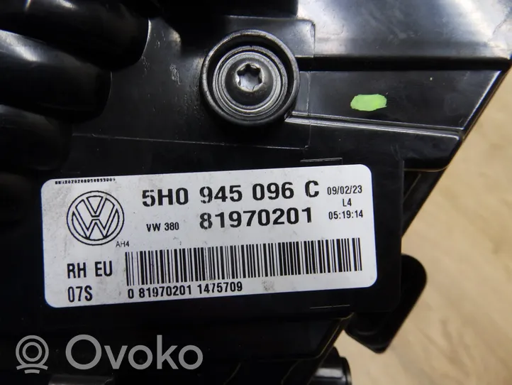 Volkswagen Golf VIII Takavalot 5H0945096C