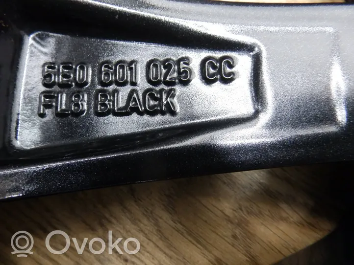 Skoda Octavia Mk3 (5E) Felgi aluminiowe R17 5E0601025