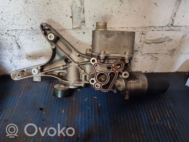 Volkswagen Golf VII Mocowanie alternatora 06K903143