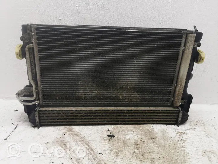 Skoda Fabia Mk2 (5J) Set del radiatore 