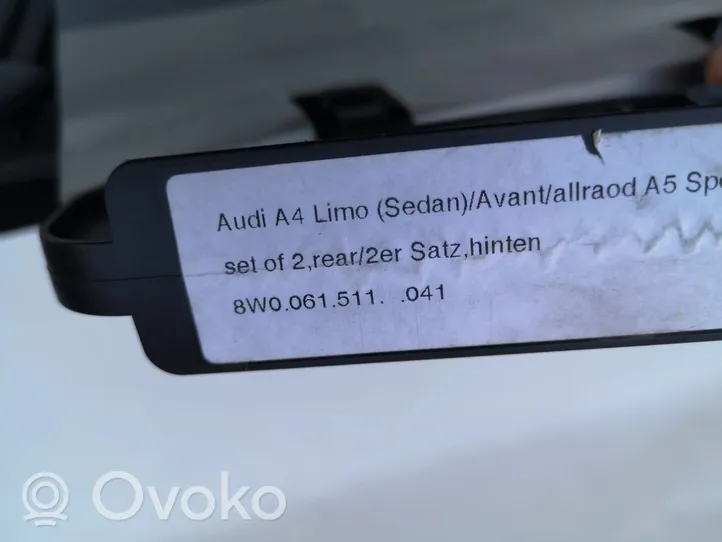 Audi A4 S4 B9 Priekšējais paklājiņš 8W0061511