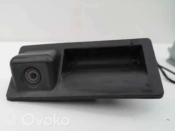 Volkswagen Tiguan Rear view/reversing camera 5N0827566M