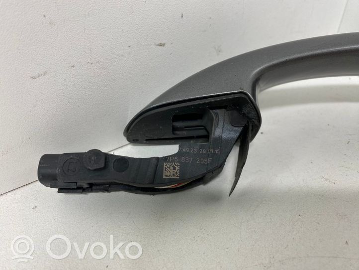 Volkswagen Touareg II Klamka zewnętrzna drzwi przednich 7P6837205F