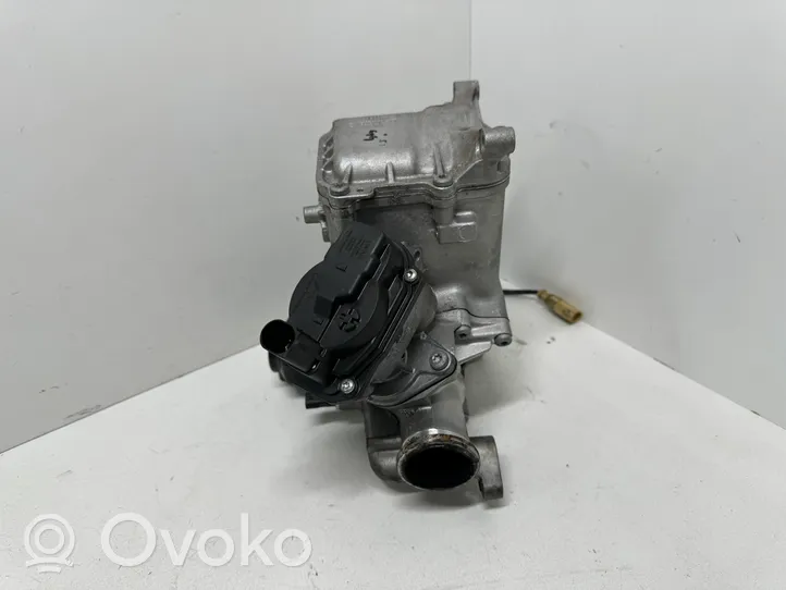 Volkswagen Touareg II Refroidisseur de vanne EGR 059131515EK