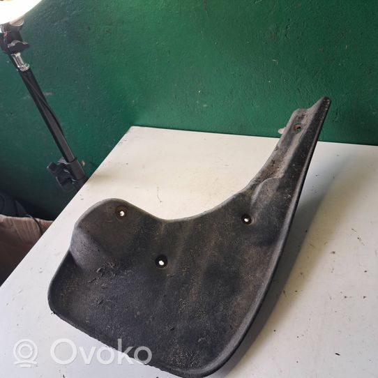 Volkswagen PASSAT B6 Rear mudguard 