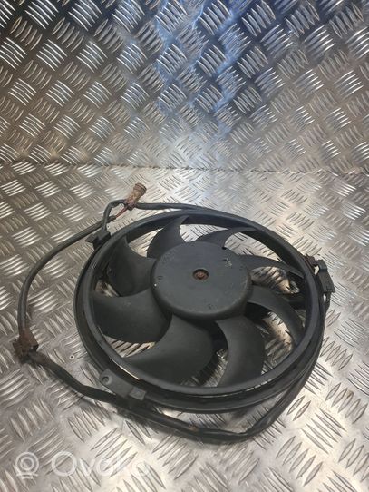 Audi A4 S4 B5 8D Ventilateur, condenseur de climatisation 