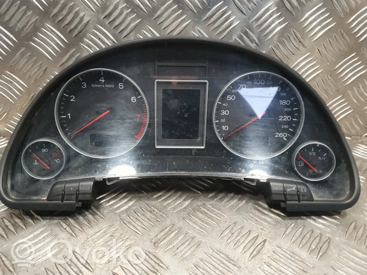 Audi A4 S4 B6 8E 8H Speedometer (instrument cluster) 8E0920900H