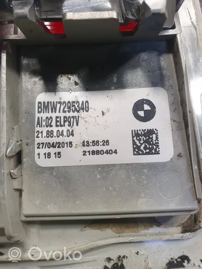 BMW X5 E70 Galinis žibintas dangtyje 7295340