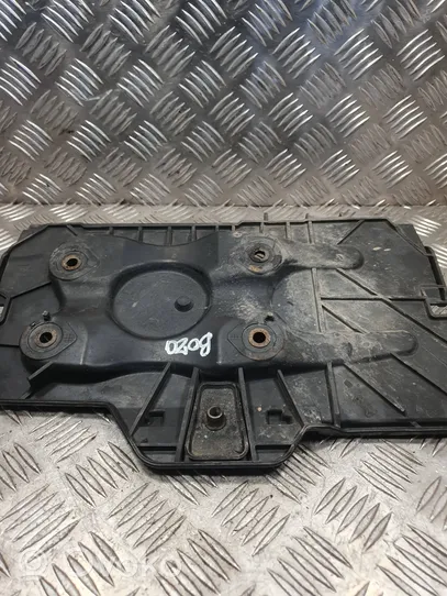 Volkswagen Bora Batteriekasten 1J0915333B