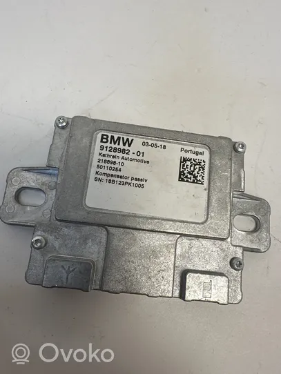 BMW M4 F82 F83 GPS-pystyantenni 21889810