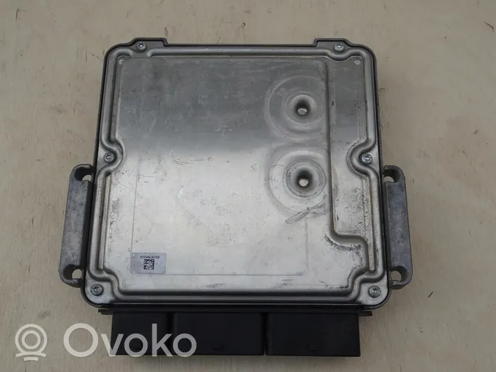 Renault Clio IV Komputer / Sterownik ECU silnika 0281019889