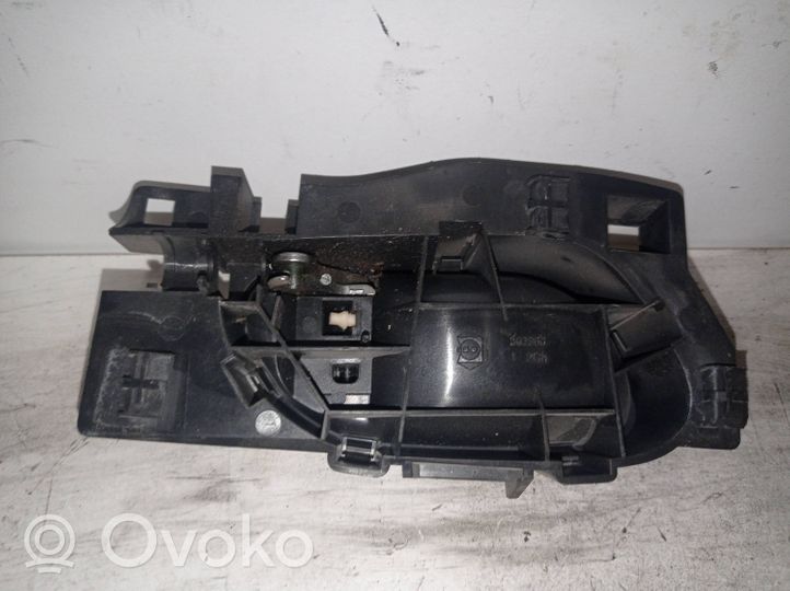 Citroen C4 Grand Picasso Poignée inférieure de porte avant 303966