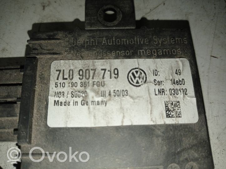 Volkswagen Phaeton Sterownik / Moduł alarmu 7L0907719