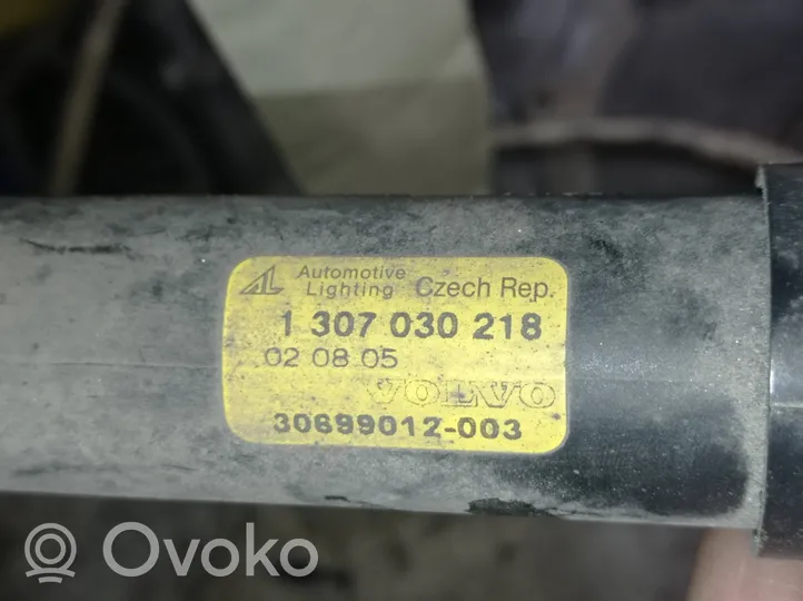 Volvo V50 Ajovalonpesimen pesusuutin 30699012