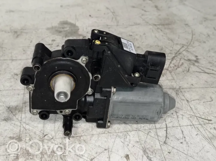 Audi A6 S6 C5 4B Moteur de lève-vitre de porte avant 101144114