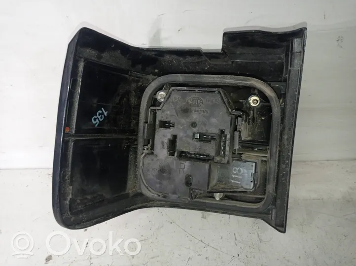 Volkswagen PASSAT B3 Galinis žibintas kėbule 357945112