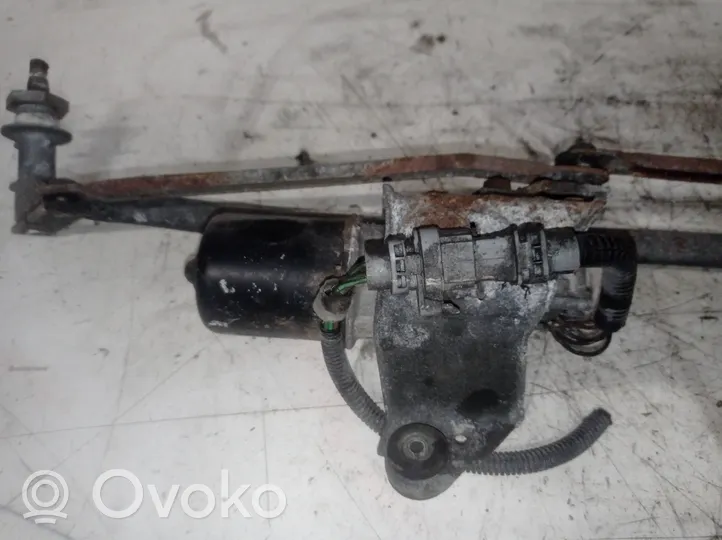 Iveco Daily 3rd gen Front wiper linkage and motor 