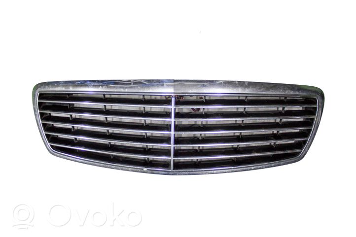 Mercedes-Benz E W211 Grille de calandre avant A2118800583