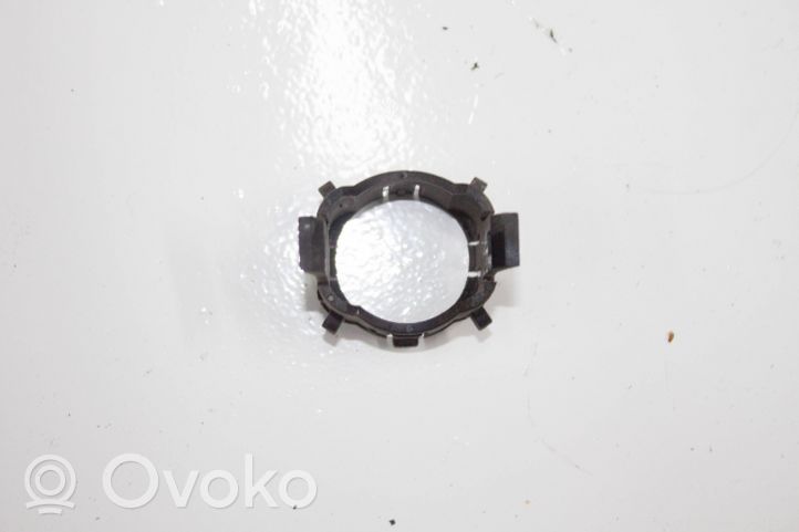 Mercedes-Benz CLC CL203 Supporto anteriore per il sensore di parcheggio (PDC) A1688850067