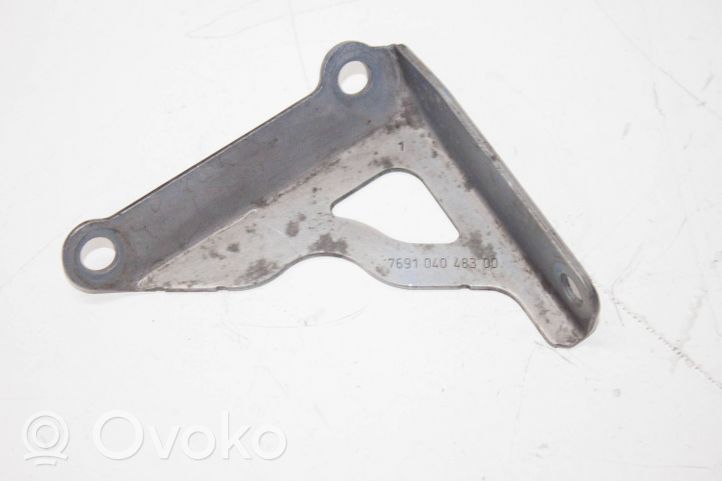 Mercedes-Benz Vito Viano W639 muu moottorin osa 769104048300