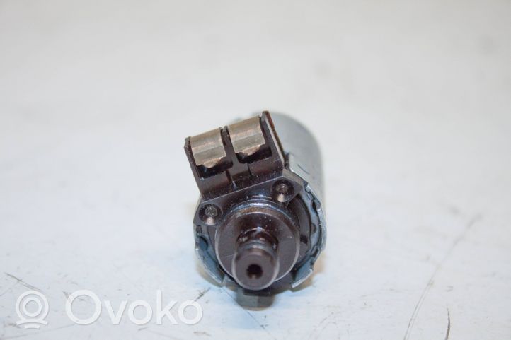 Mercedes-Benz E W211 Other gearbox part A1402770535