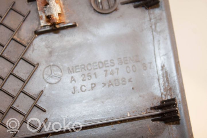 Mercedes-Benz R W251 Ladekante Verkleidung Kofferraum A2517470087