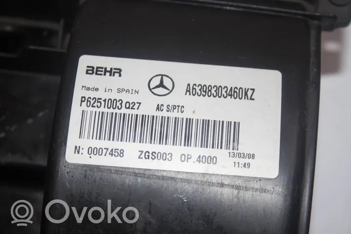 Mercedes-Benz Vito Viano W639 Montaje de la caja de climatización interior A6398303460