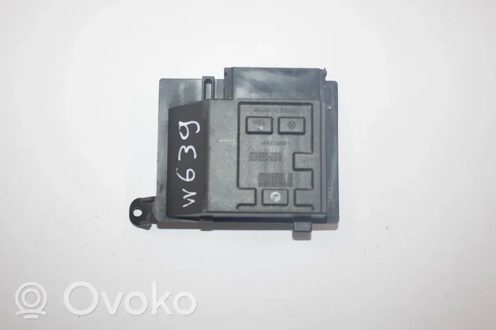 Mercedes-Benz Vito Viano W639 Rezystor / Opornik dmuchawy nawiewu A0018216560