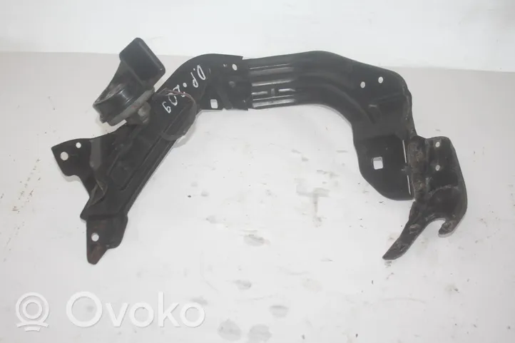 Mercedes-Benz CLK A209 C209 Traverse, support de radiateur latéral 703881157