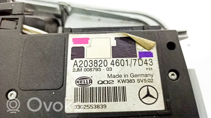 Mercedes-Benz CLC CL203 Illuminazione sedili anteriori A2038204601