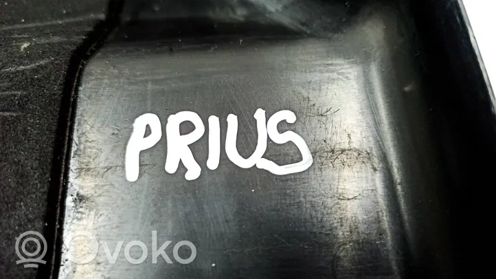 Toyota Prius (XW20) Pokrywa skrzynki bezpieczników 