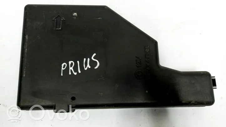 Toyota Prius (XW20) Coperchio scatola dei fusibili 8644YA1