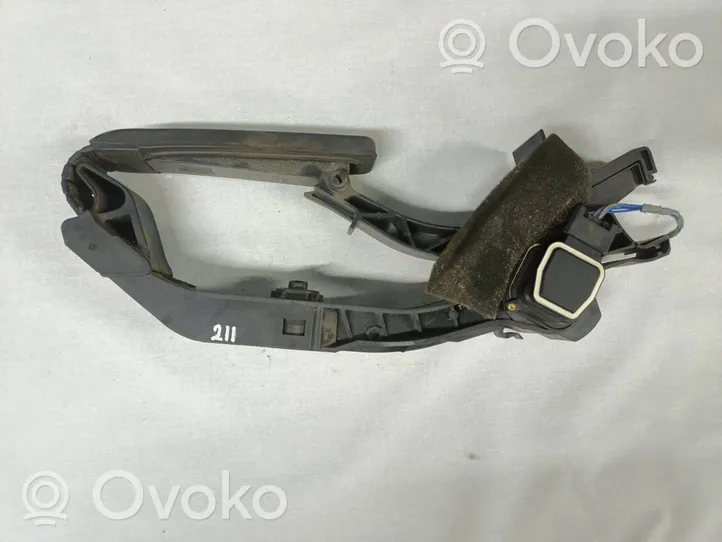 Mercedes-Benz E W211 Pedale dell’acceleratore A2113000604