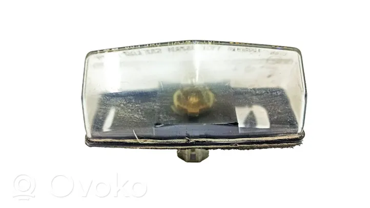 Toyota Prius (XW20) Lampa oświetlenia tylnej tablicy rejestracyjnej 