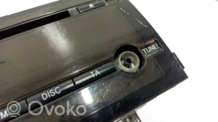 Toyota Prius (XW20) Radio/CD/DVD/GPS-pääyksikkö 8612047110