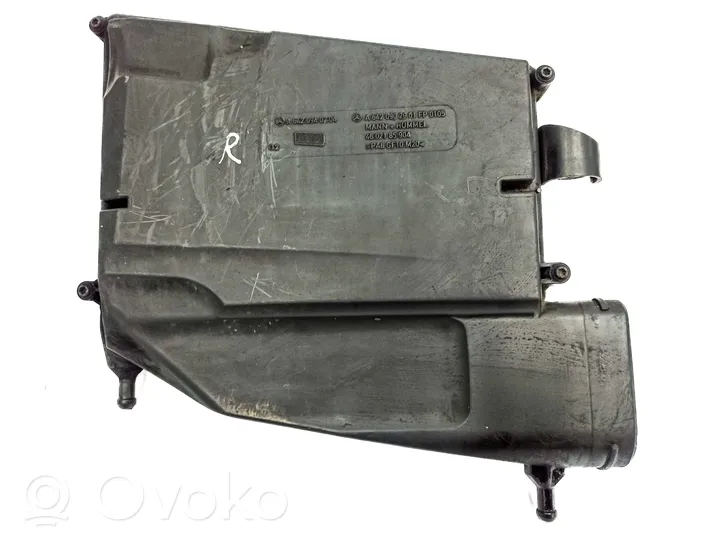 Mercedes-Benz R W251 Caja del filtro de aire A6420902001