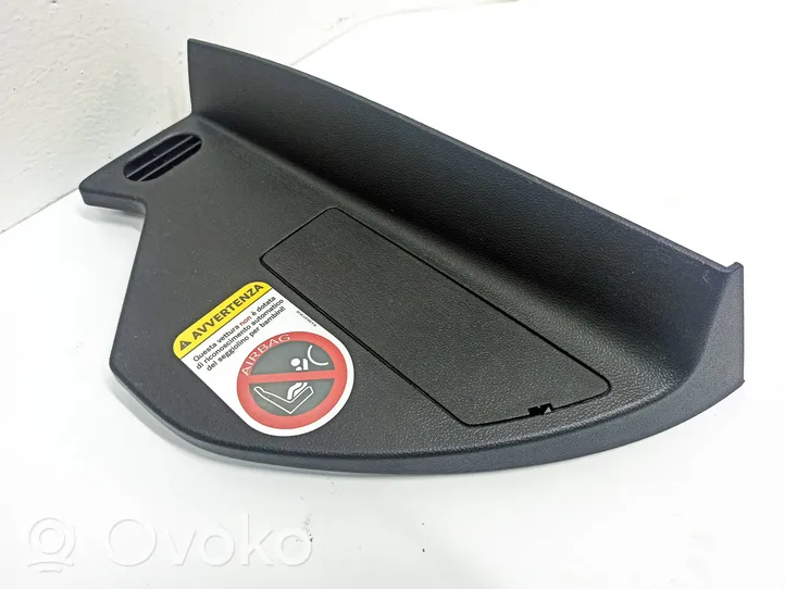 Mercedes-Benz R W251 Moldura del extremo lateral de panel A2516800208