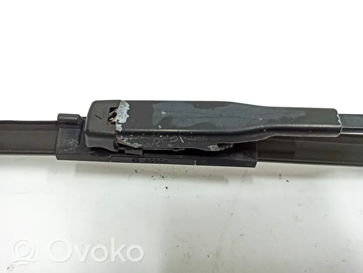 Mercedes-Benz R W251 Front wiper blade arm A2518240149