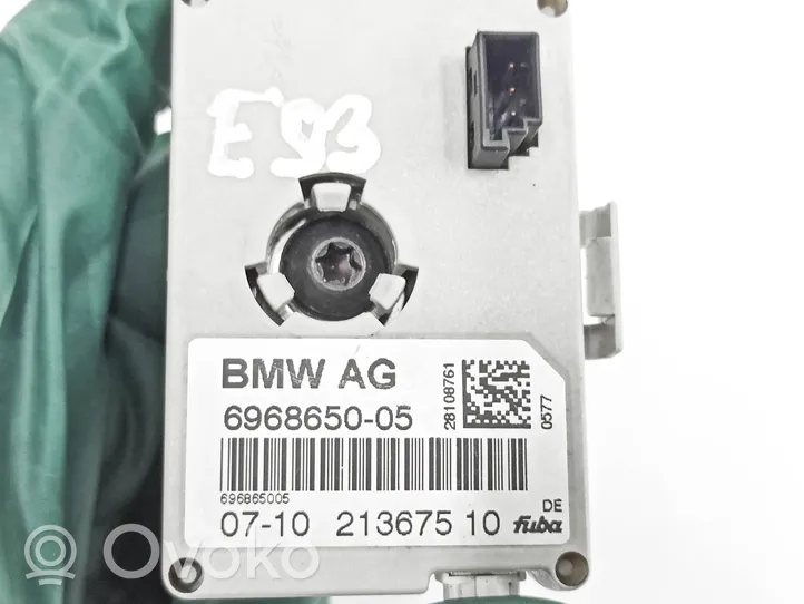 BMW 3 E92 E93 Pystyantennivahvistin 696865005