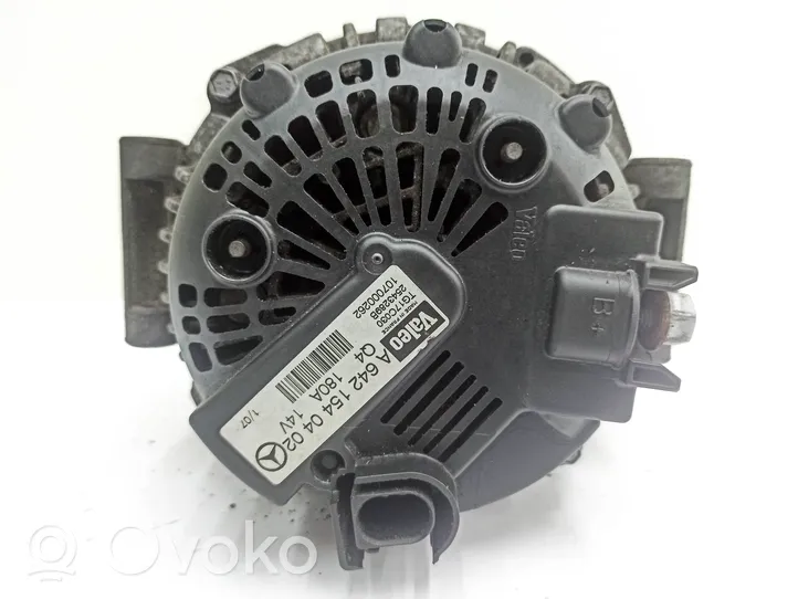 Mercedes-Benz Vito Viano W639 Generatore/alternatore A6421540402