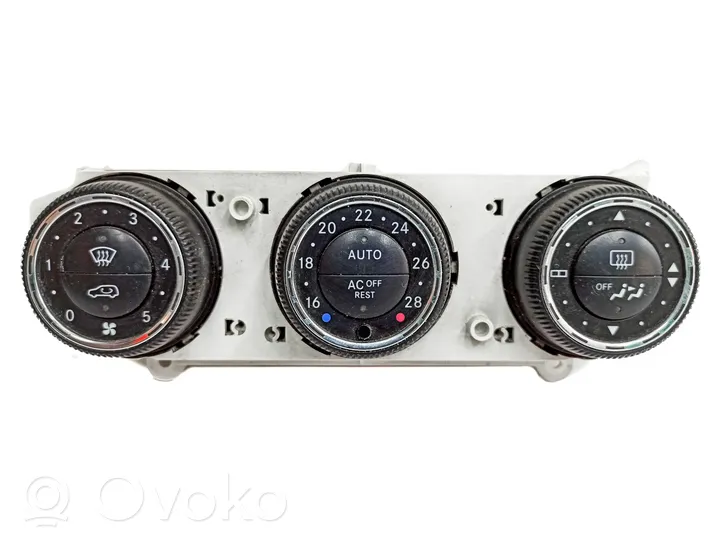 Mercedes-Benz ML W163 Gaisa kondicioniera / klimata kontroles / salona apsildes vadības bloks (salonā) A1638204989