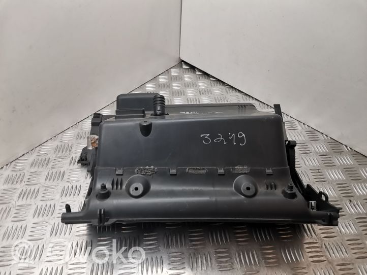 Volkswagen Touran I Glove box 1T1857097B