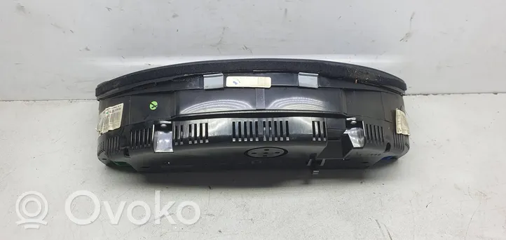 Audi A4 S4 B7 8E 8H Tachimetro (quadro strumenti) 8E0920901D