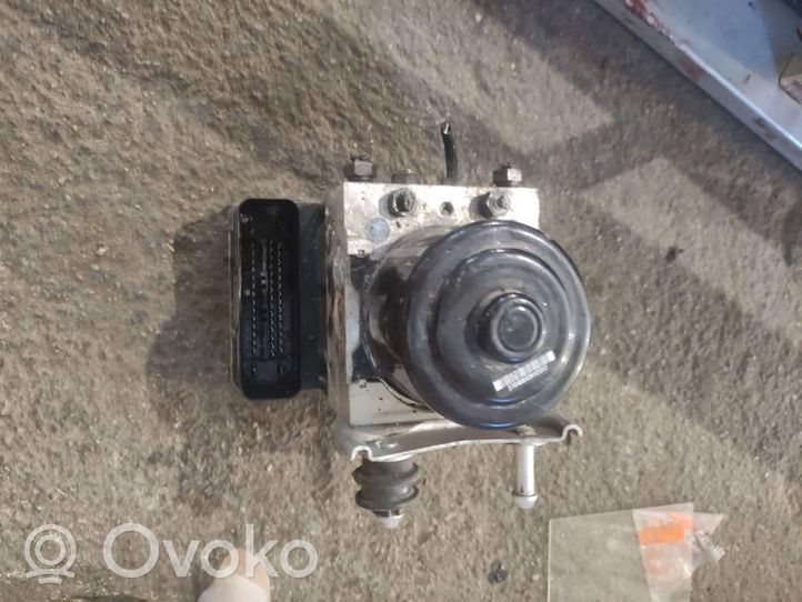 Volkswagen Touareg II ABS Pump 7P0614517K