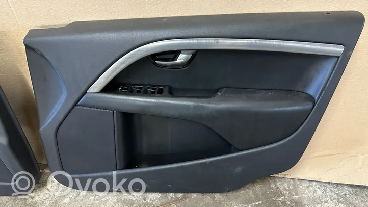 Volvo V70 Tapicerka / Komplet 